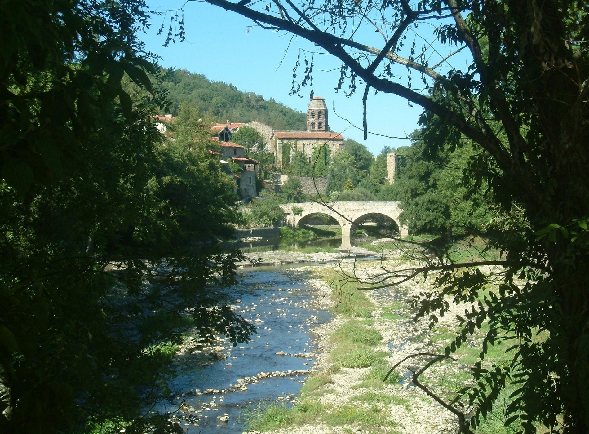 Chambres d'hôtes Le Panorama, Chambre d'Hôtes à Vieille-Brioude