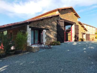 Chez Sandrine Et Laurent, Chambre d'Hôtes à Saint-Juire-Champgillon