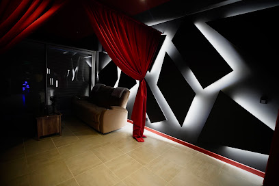 L'unique Cinéma Room | Grenoble, Location De Vacances à Grenoble