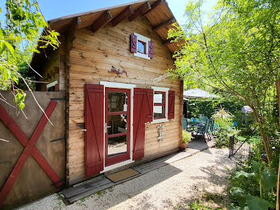 Le Petit Chalet Cevenol, Chambre D'hôtes à Saint-Jean-du-Pin