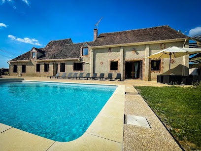 Villa Festive, Location de Vacances à Jargeau