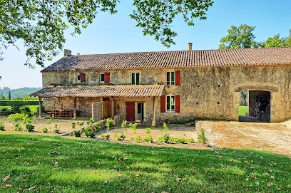 La Maison de Simone - Gite de prestige 8 pers. Lot et Garonne, Maison d'Hôtes à Poudenas