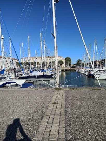 Thermes et Vacances, Location de Vacances à Rochefort