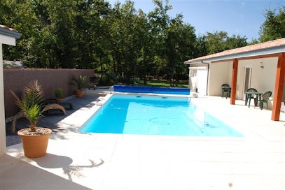 Nathan Sollis, Chambre d'Hôtes à Hourtin