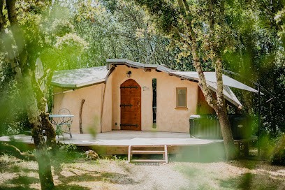 Domaine en Terre Happy, Location de Vacances à Labastide-de-Virac