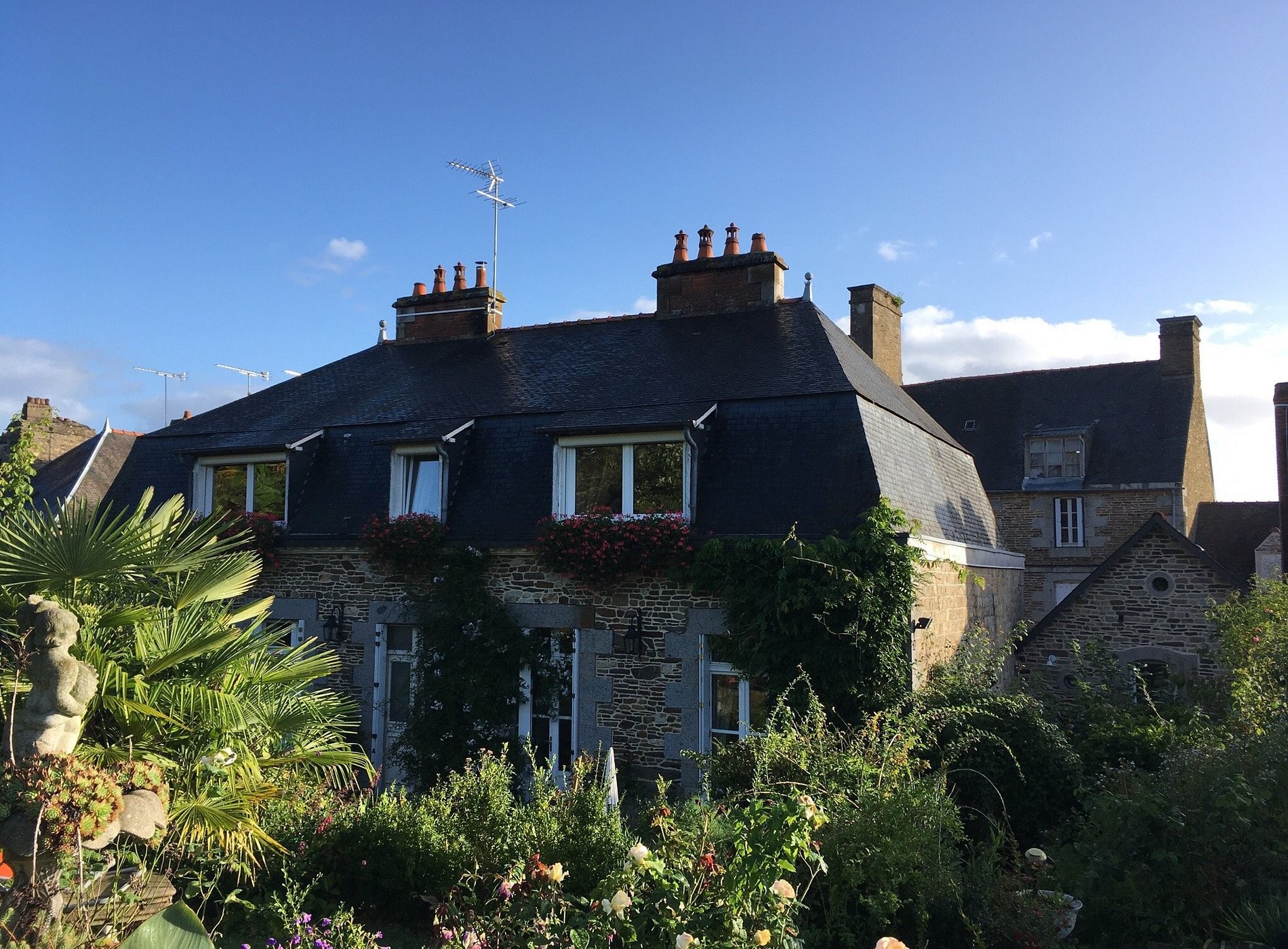 Maison d’hôtes l’Hermine, Chambre d'Hôtes à Antrain