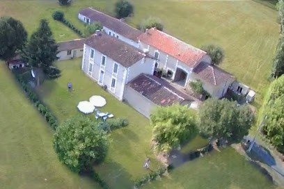 Le Petit Guerinaud, Chambre d'Hôtes à Courgeac