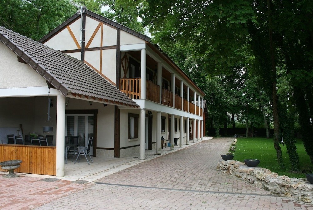 Chambres D'Hôtes Sawan, Chambre d'Hôtes à Jâlons