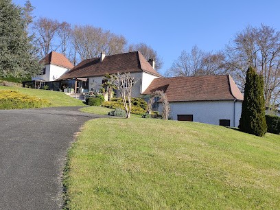 le jardin des paons villamblardou, Chambre d'Hôtes à Issac