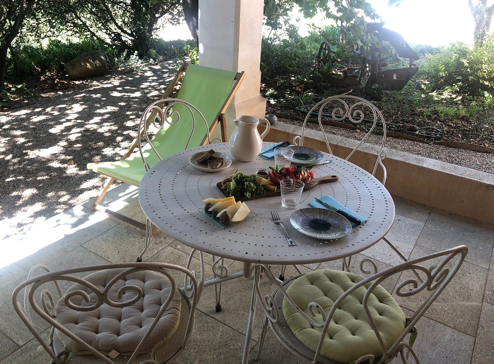 Chambre D'hote ''L'AIRE DU GARLABAN'', Chambre d'Hôtes à Aubagne