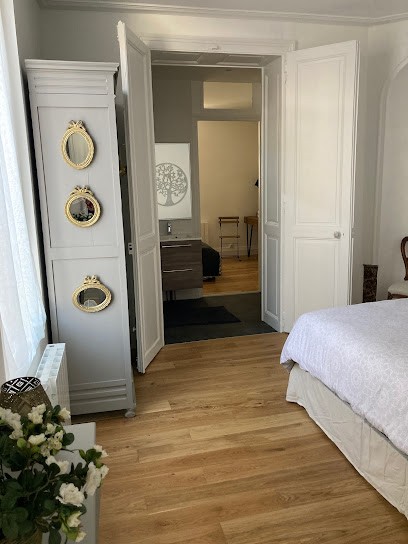 Le Charme Du Faubourg, Location de Vacances à Nancy