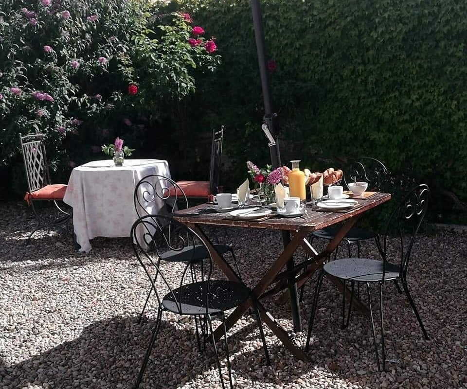 L'Hotel Chêne Vert, Chambre d'Hôtes à Ribérac
