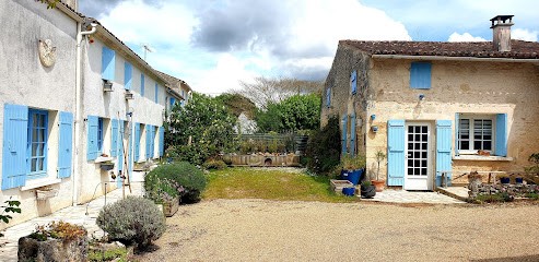 La Maison de Philomène, Chambre d'Hôtes à Corme-Royal