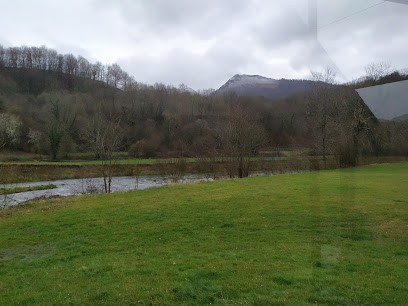 Gîtegroupepyrenees - Gîte Communal d'Issor, Location de Vacances à Issor