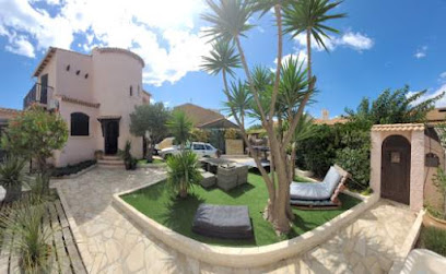 L'hacienda Villa - Location Saisonnière, Valras-Plage Location De Vacances à Valras-Plage