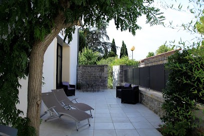 Le Clos du Théron, Chambre d'Hôtes à Cournonterral