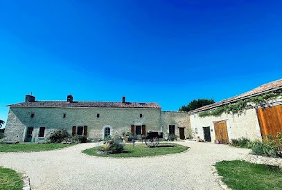 Gites De Vanzay, Location de Vacances à Vanzay