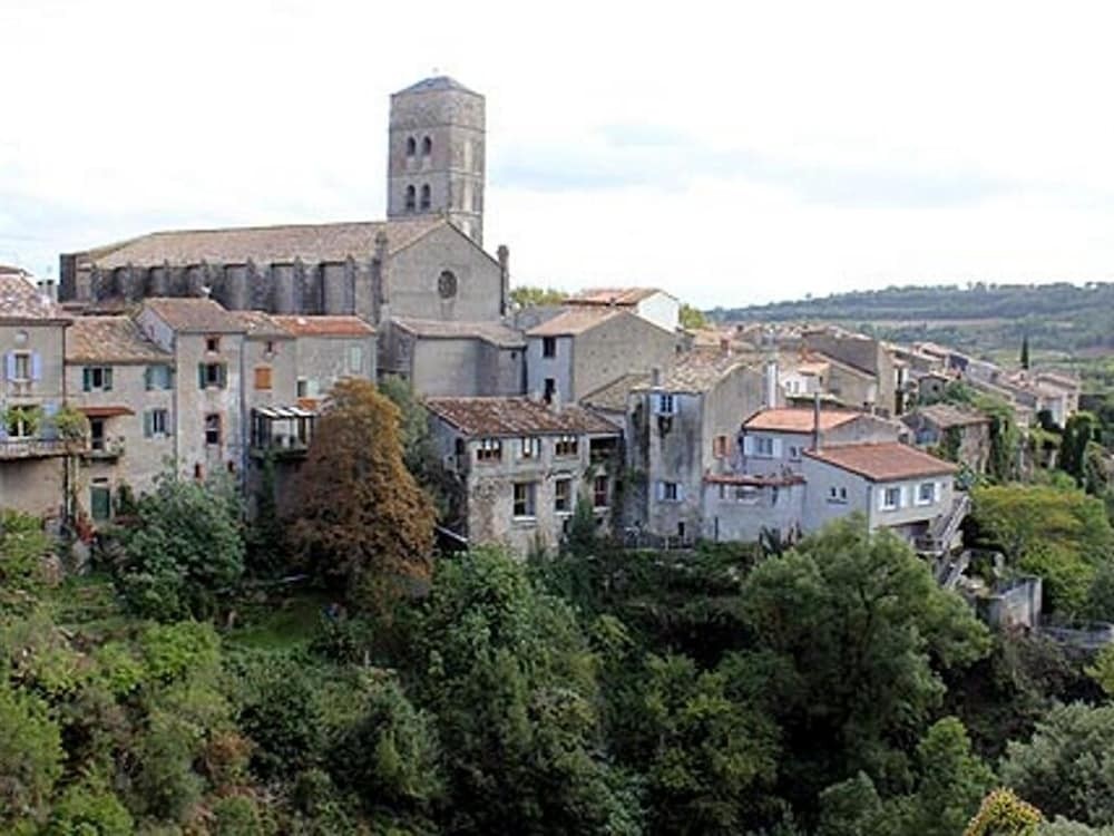 Maison de Textile, Location de Vacances à Montolieu