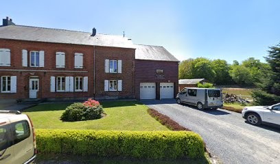 Fosse Aux Chevaux - Roulotte, Chambre d'Hôtes à Éteignières