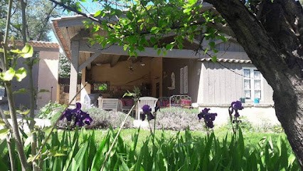 La Bastide De Fanny, Location de Vacances à Rognes