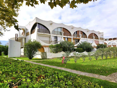 Location Saisonnière - Studio Lumineux, Vue Mer Et Parc, Location De Vacances à la Grande-Motte