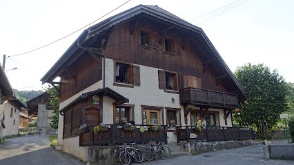 Gite d'Etape Le Pas de l'Ours, Chambre d'Hôtes à Chevaline
