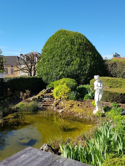 Chambres d'Hôtes Piedallu, Chambre d'Hôtes à Lézinnes