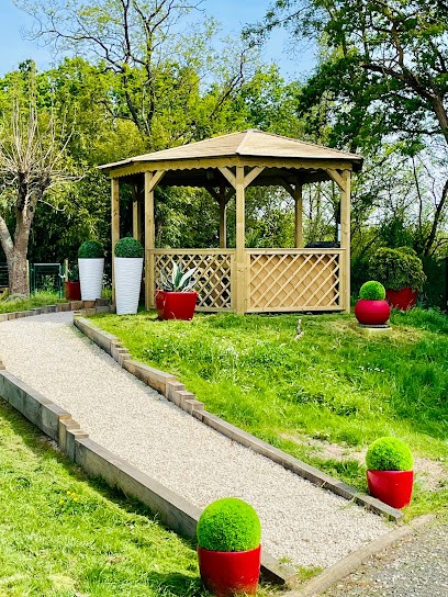 La Gloriette De L'Etang, Chambre d'Hôtes à Sallertaine