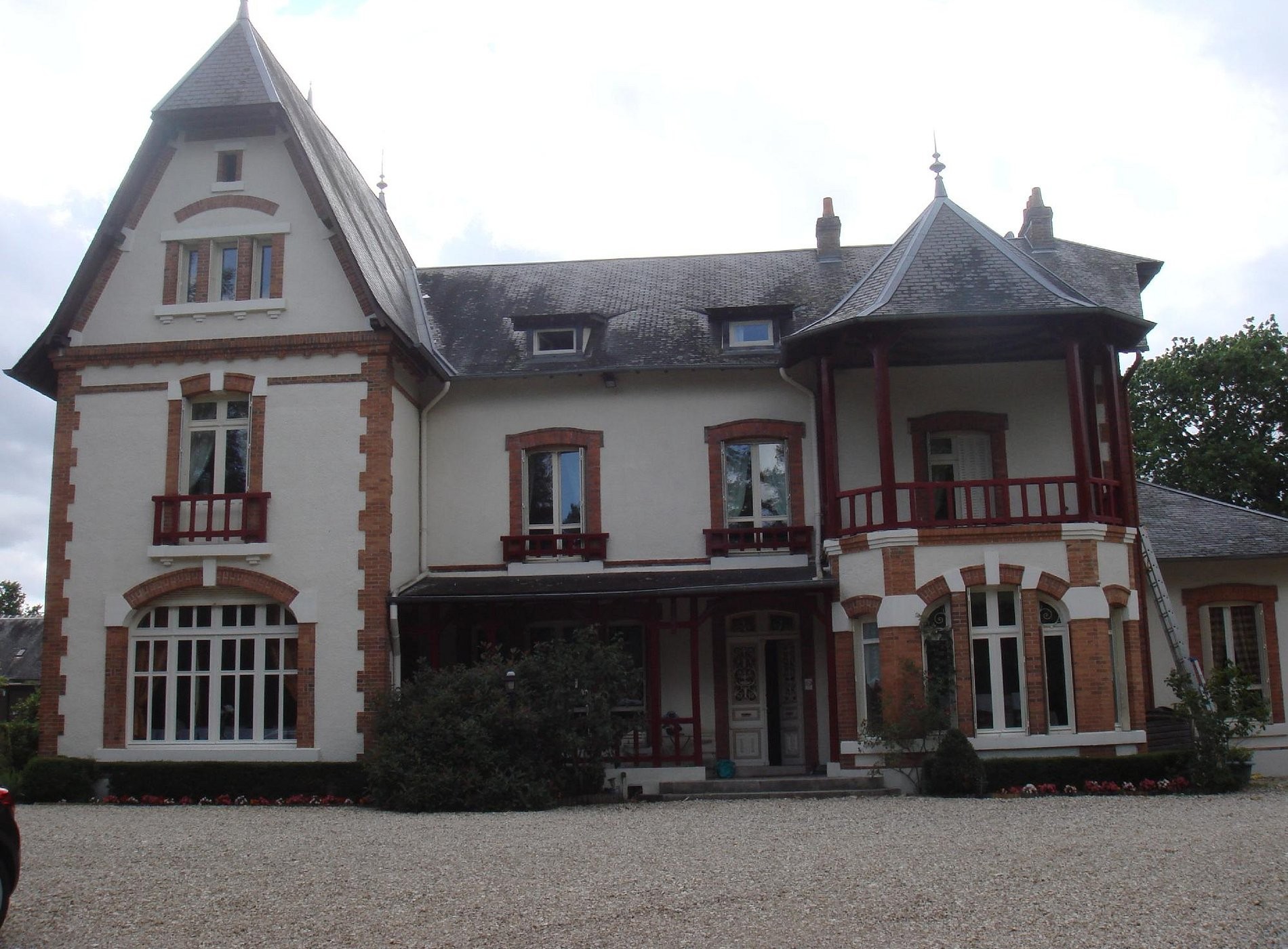 Manoir de Bellevue, Chambre d'Hôtes à Ménétréol-sur-Sauldre