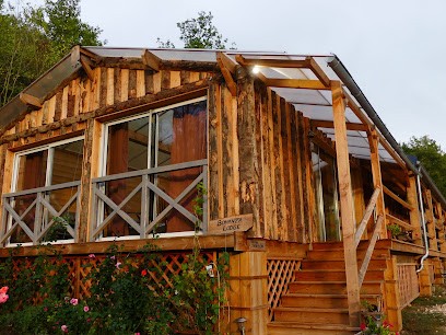 SOURCE-NATURE chambre d' hôtes Lieu de ressourcement dans les Pyrénées Ariègoises, Chambre d'Hôtes au Mas-d'Azil