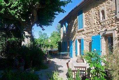 Les Volets Bleus Provence, Chambre d'Hôtes à Salon-de-Provence