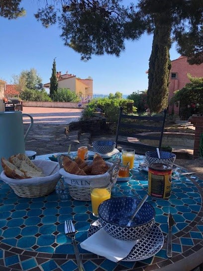 Villa Bleue - Les Pins, Chambre d'Hôtes à Port-Vendres