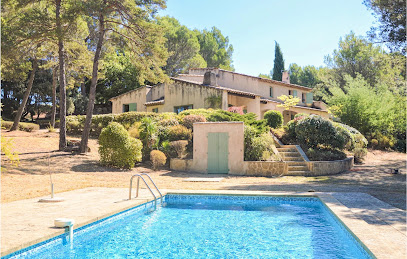 Maison Robert, Location De Vacances à la Tour-d'Aigues