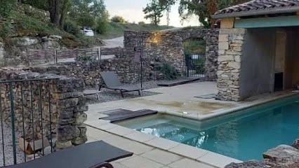 Yoann Vial Conciergerie privée et piscine, Location de Vacances à Valréas