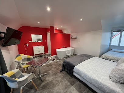 AUX CHARMES, Chambre d'Hôtes à Isques