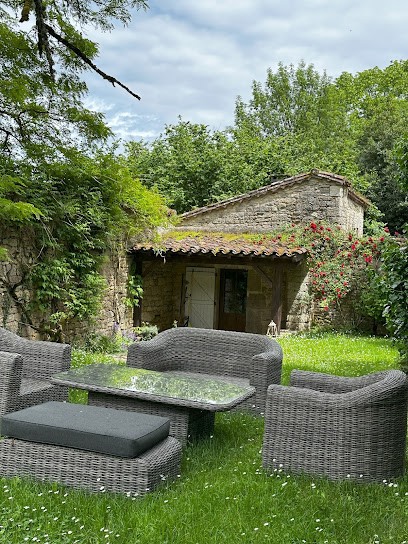 Les Hauts De Sauliès, Chambre d'Hôtes à Vers