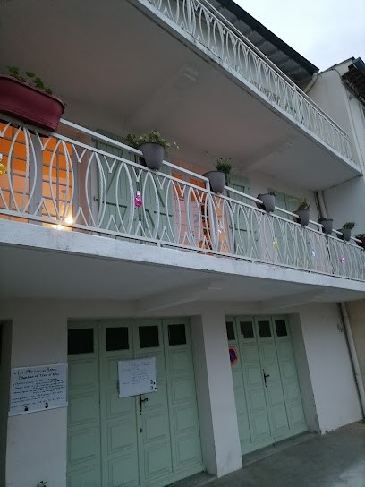 La Maison de Raph, Chambre d'Hôtes à Villeneuve-d'Olmes