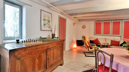 Magnanerie-Labellavita, Location De Vacances à Lussan