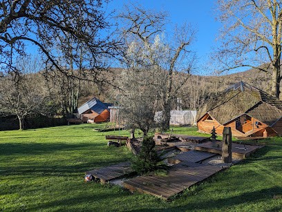 Les Zomes du Cap de Clos. Hébergement insolite , Chambre d’hôtes, gîtes, Jacuzzi, Piscine , lieu zen et tranquille, Chambre d'Hôtes à Cier-de-Rivière