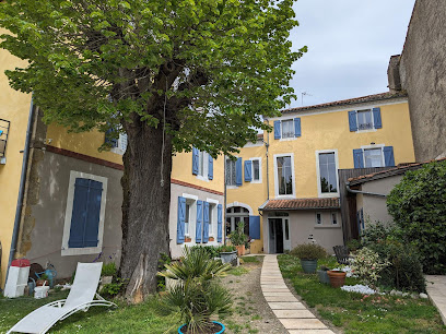 Le Jardin Sur L'eau Gîte Pelerin Et Chambres D'hôtes Chambre D'hôtes à Aire-sur-l'Adour