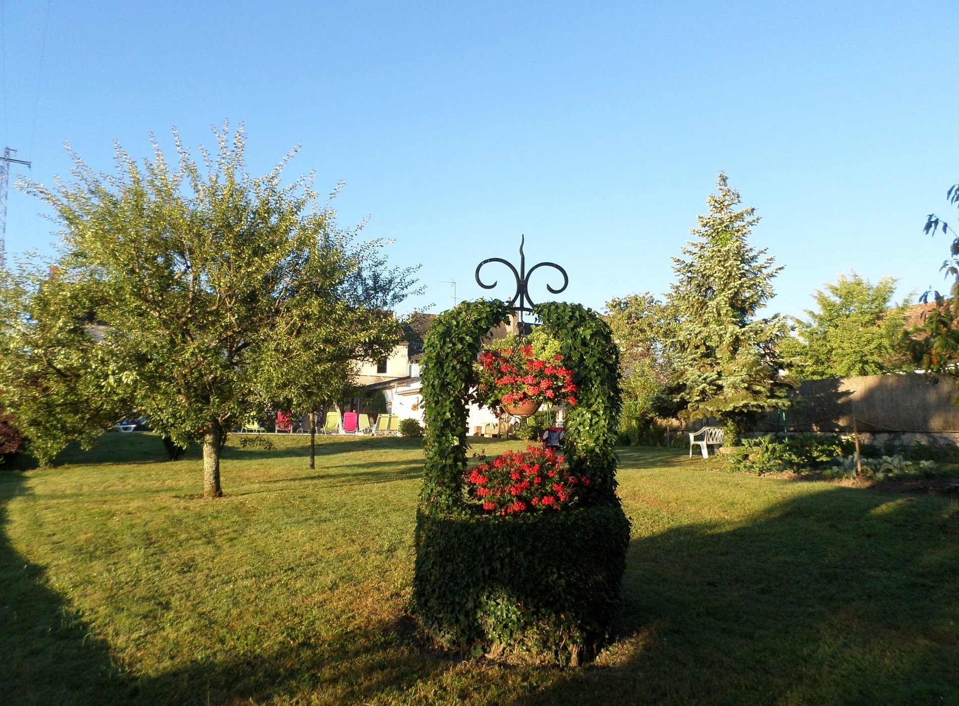Chambres Clément. Tables et chambres d'hôte., Chambre d'Hôtes à Lamarche-sur-Saône