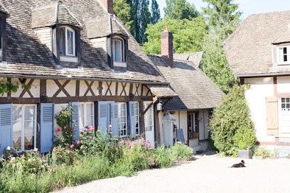 La Lévrière Chambres d'hôtes, Maison d'Hôtes à Saint-Denis-le-Ferment