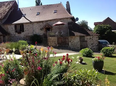 The Farmhouse In Figeas, Location de Vacances à Coussac-Bonneval