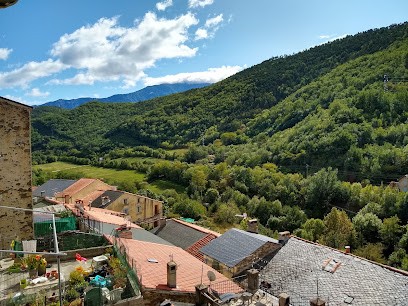 Sundrenched Relais de Poste in Serdinya, Location de Vacances à Serdinya