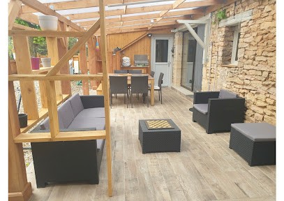 La Petite Grange, Location de Vacances à Valojoulx