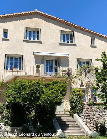 Maison Léonard du Ventoux, Chambre d'Hôtes à Sault