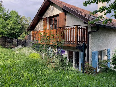 Sous le Bon Toit, Chambre d'Hôtes à Belley
