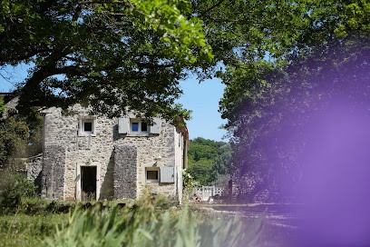 Le Mas Des Poètes, Chambre d'Hôtes à Chantemerle-lès-Grignan