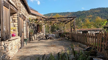 Le Pailler de Molhes, Chambre d'Hôtes à Concoules