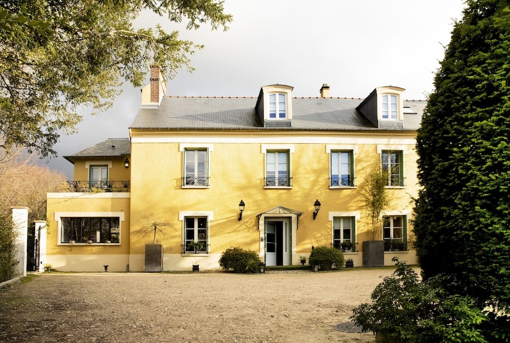Le Clos De Villeroy, Maison d'Hôtes à Mennecy